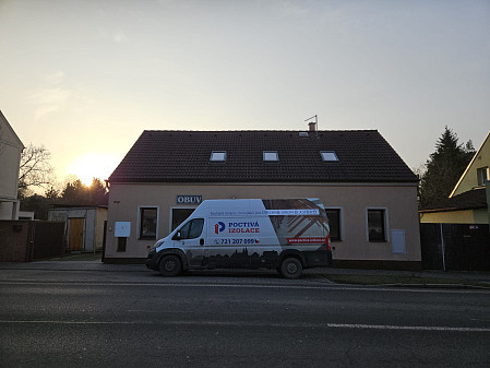 Izolace stropu mezi vytápěnými patry rodinného domu ve Středočeském kraji